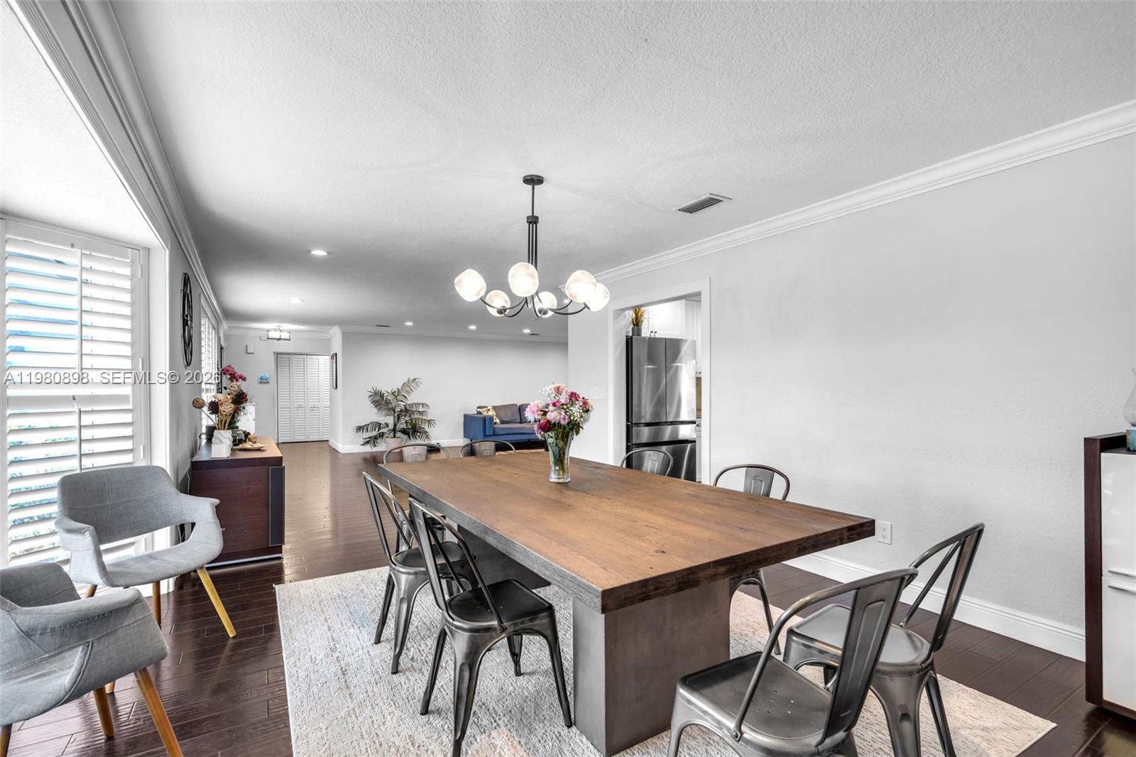 KENDALL POINT - Residential