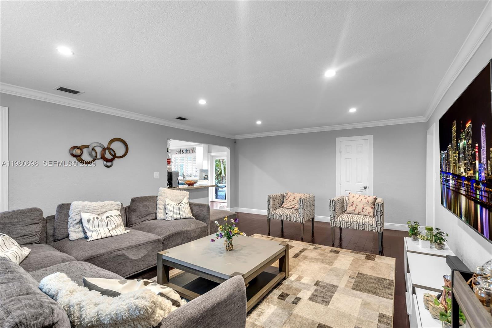 KENDALL POINT - Residential