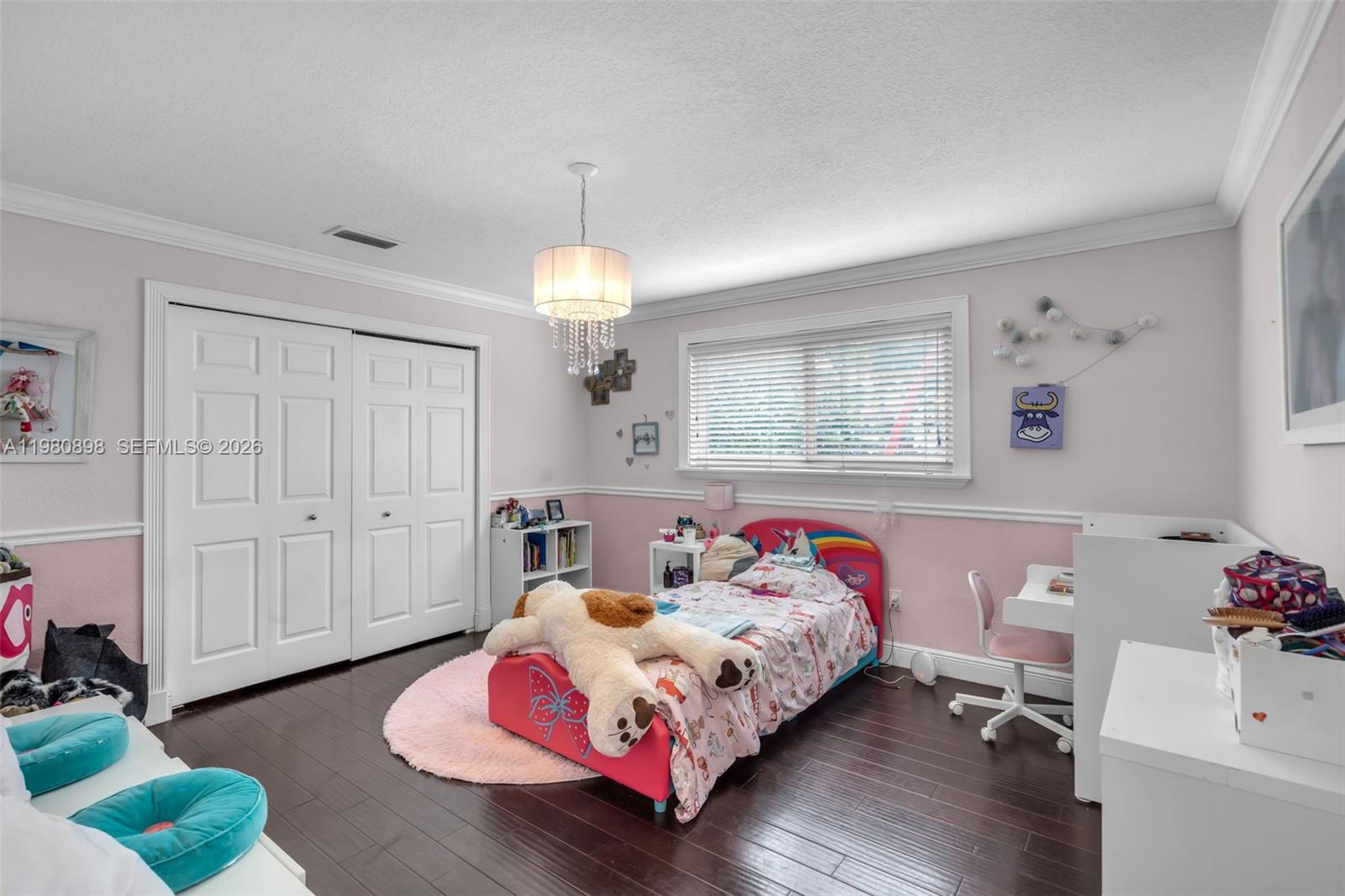 KENDALL POINT - Residential