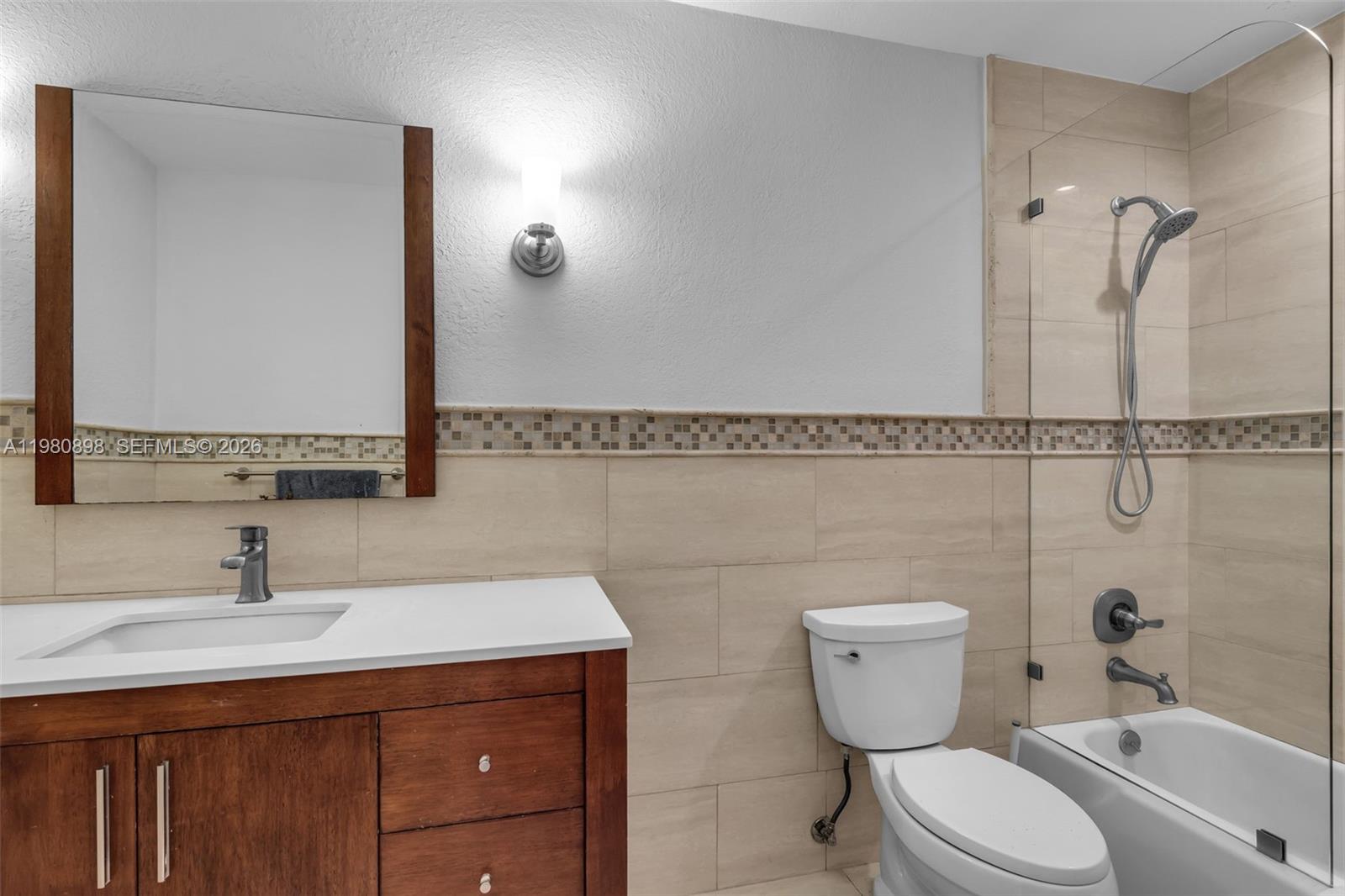 KENDALL POINT - Residential