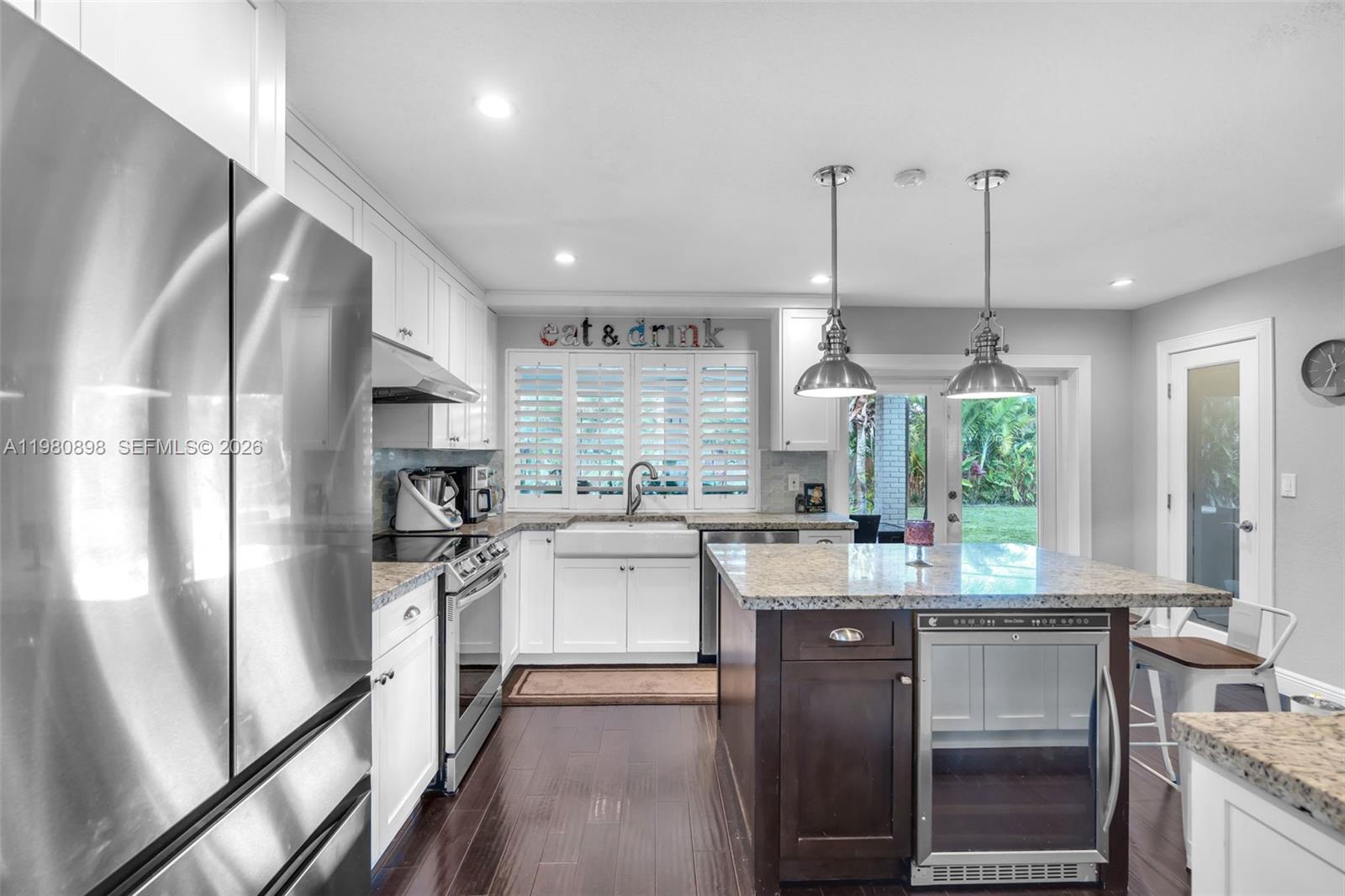 KENDALL POINT - Residential