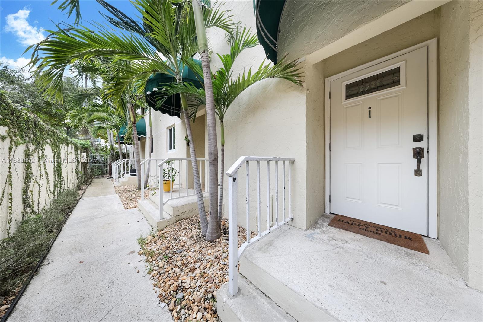 TIGERS PAW CONDO - Residential