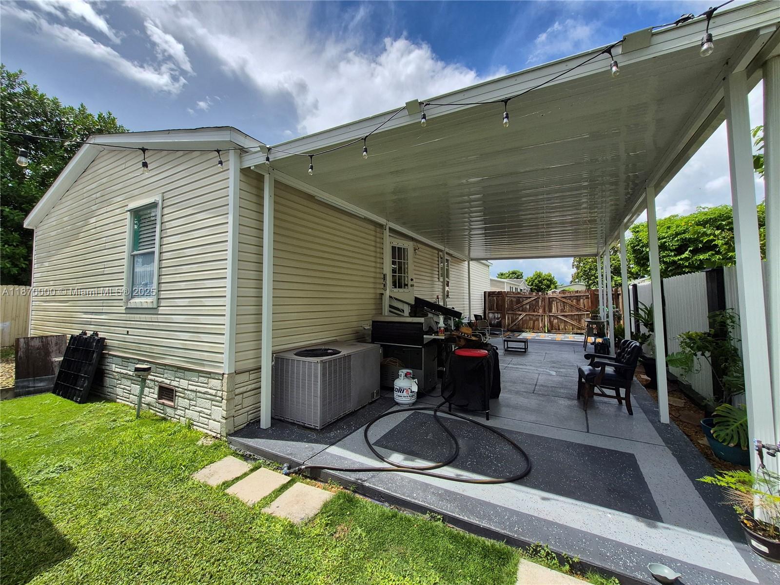 COCOWALK ESTATES - Residential