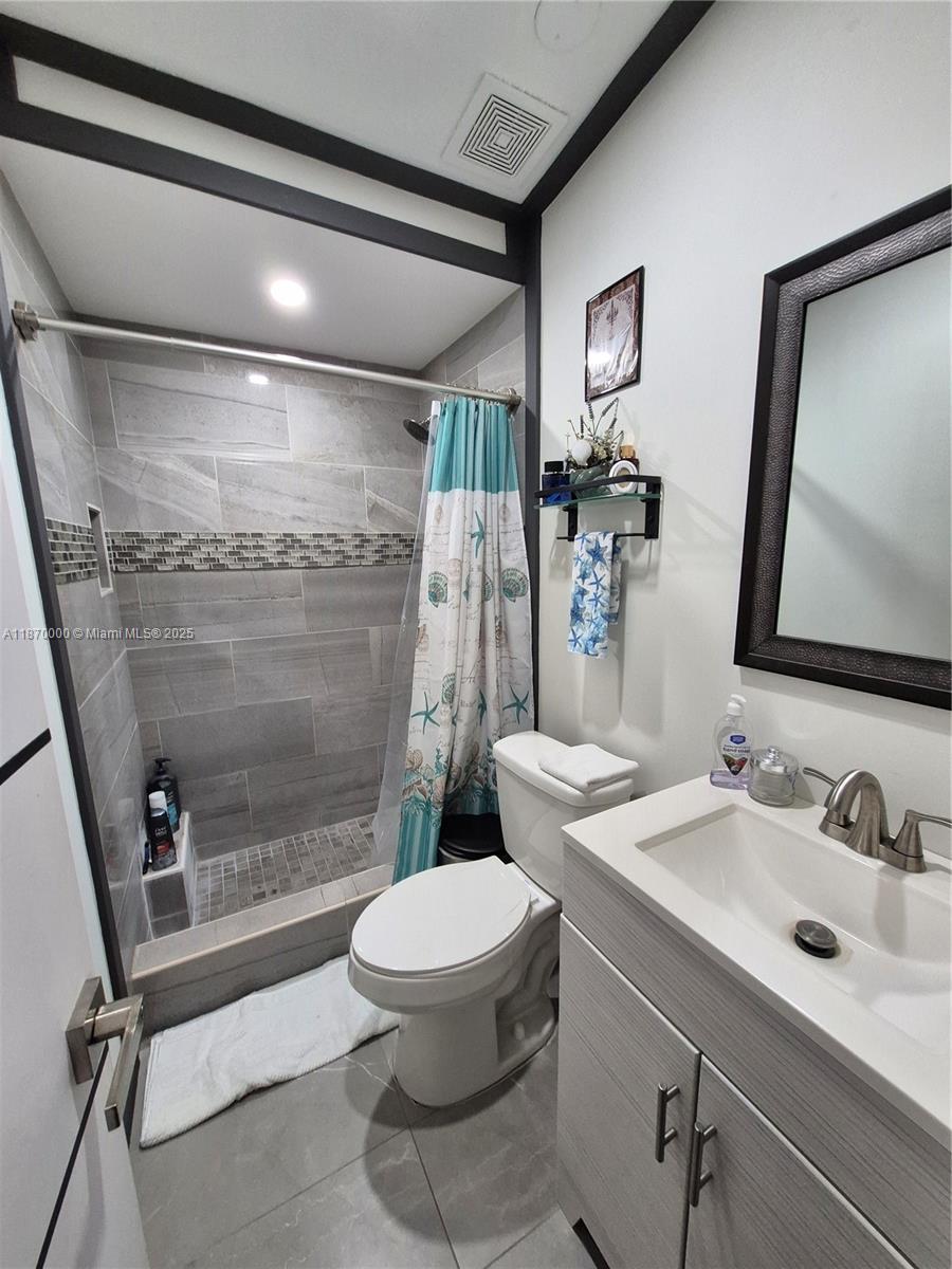 COCOWALK ESTATES - Residential