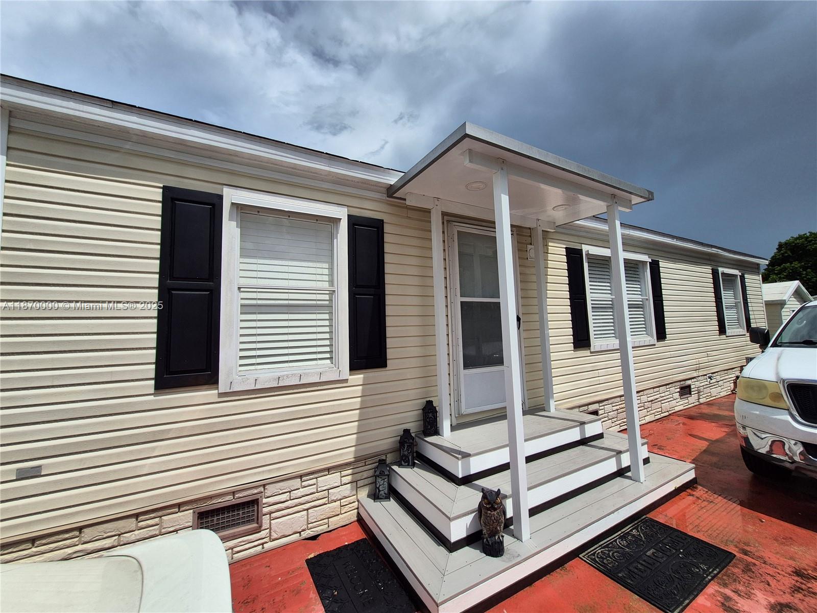 COCOWALK ESTATES - Residential