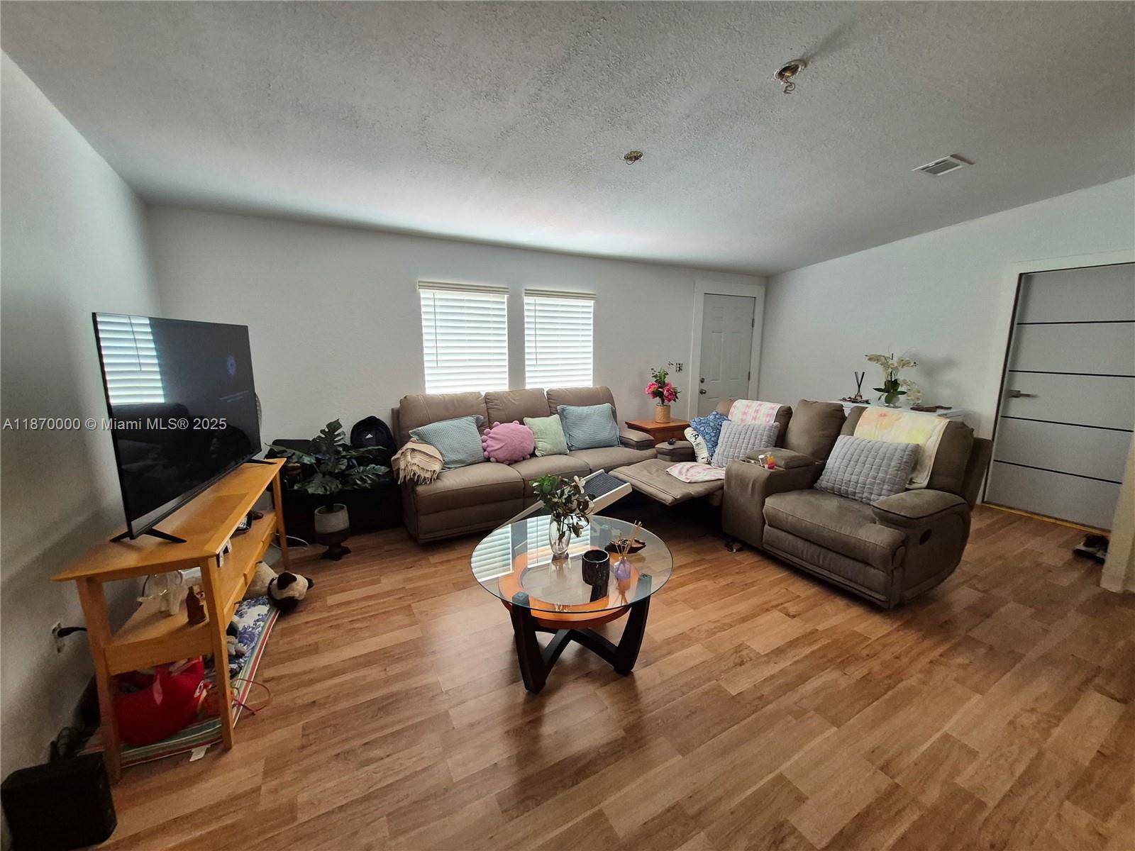 COCOWALK ESTATES - Residential