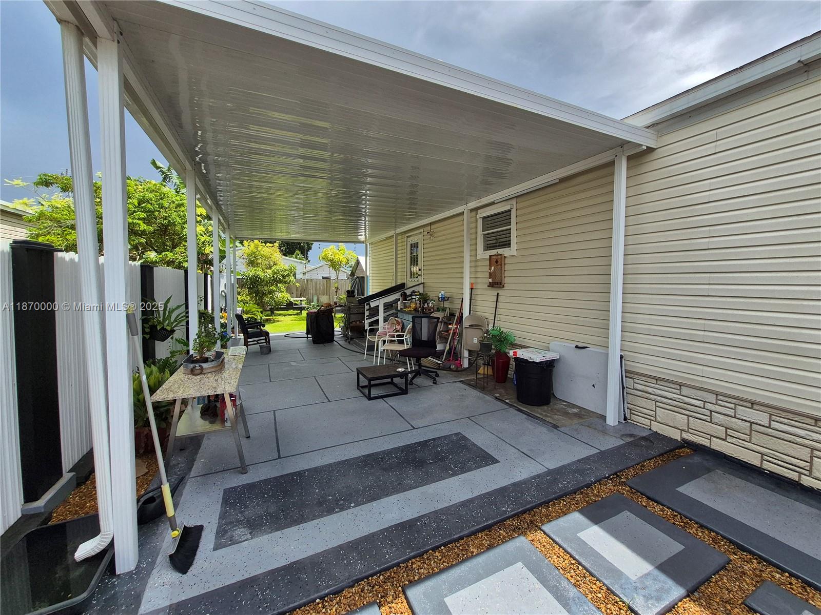 COCOWALK ESTATES - Residential