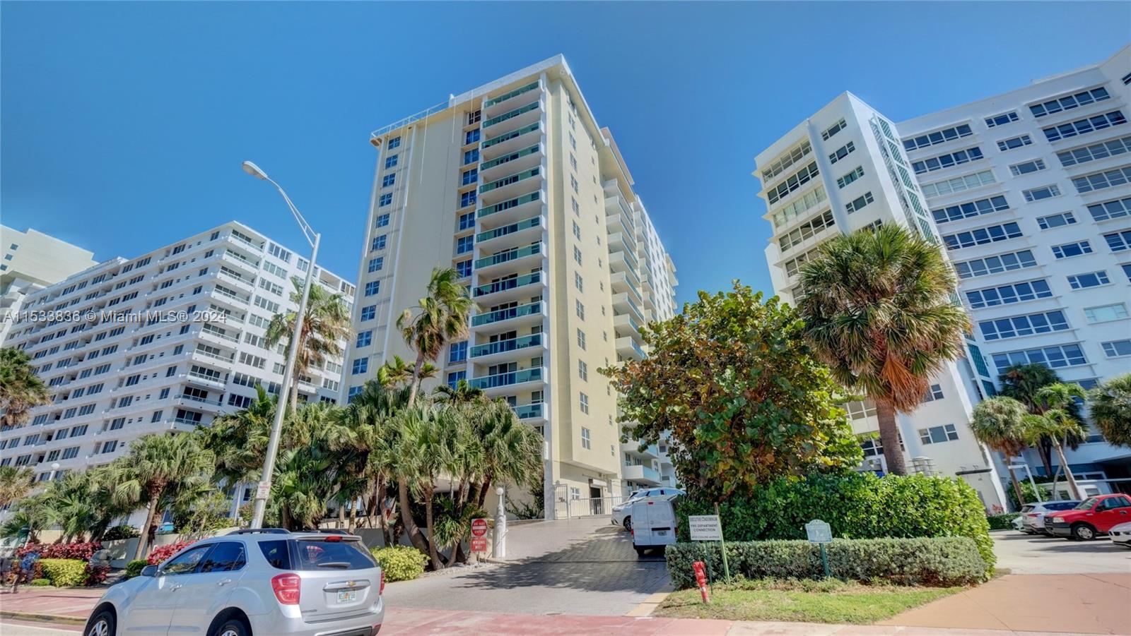 Property for Sale at 5001 Collins Ave 4G, Miami Beach, Miami-Dade County, Florida - Bedrooms: 1 
Bathrooms: 2  - $615,000