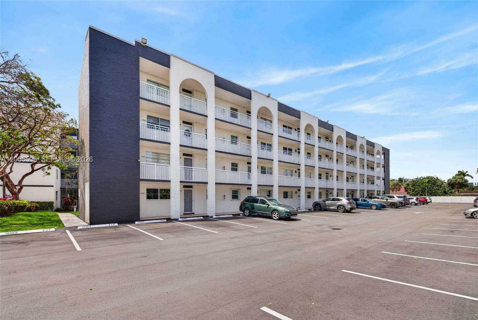 1541 S Ocean Blvd 204