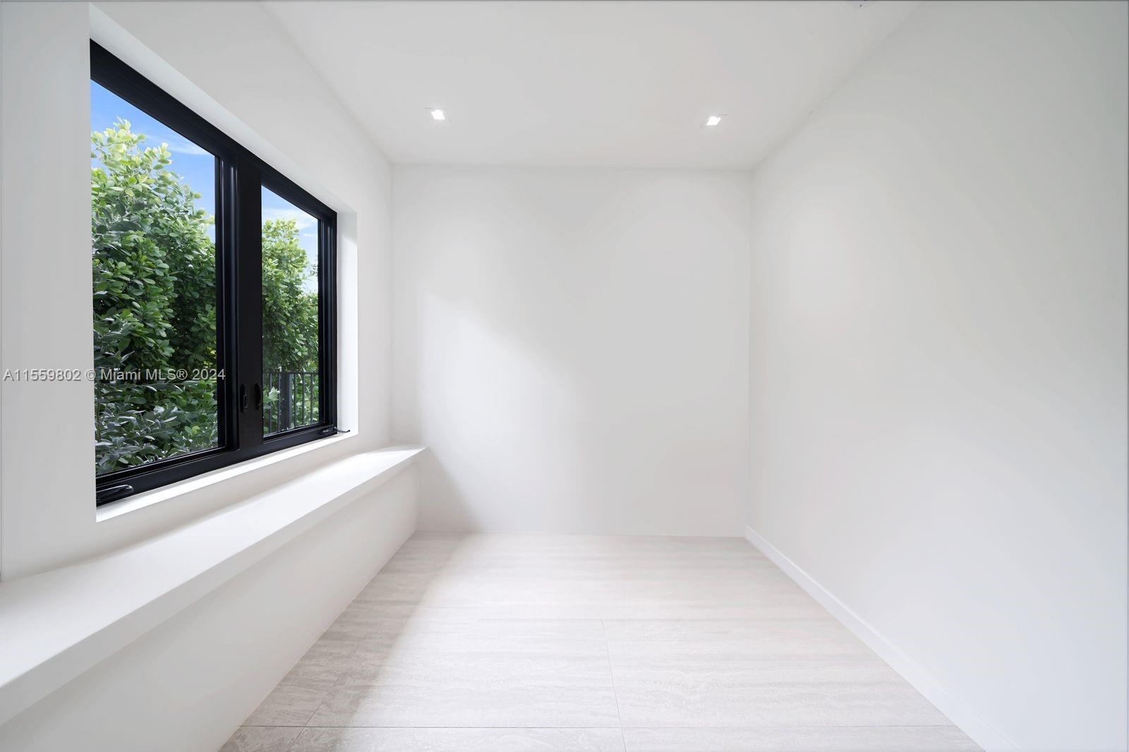 DIPLOMAT GOLF ESTATES ADD - Residential