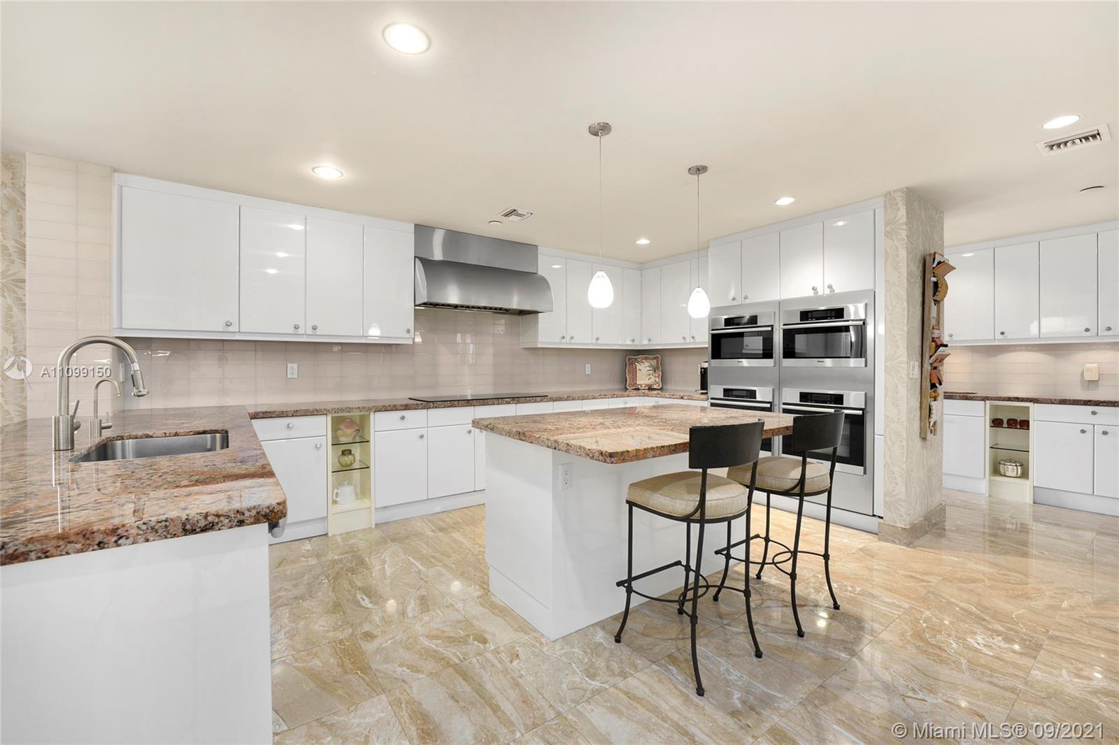 OCEANSIDE FISHER ISL COND - Residential