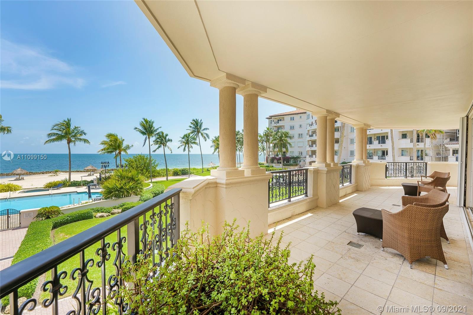 OCEANSIDE FISHER ISL COND - Residential