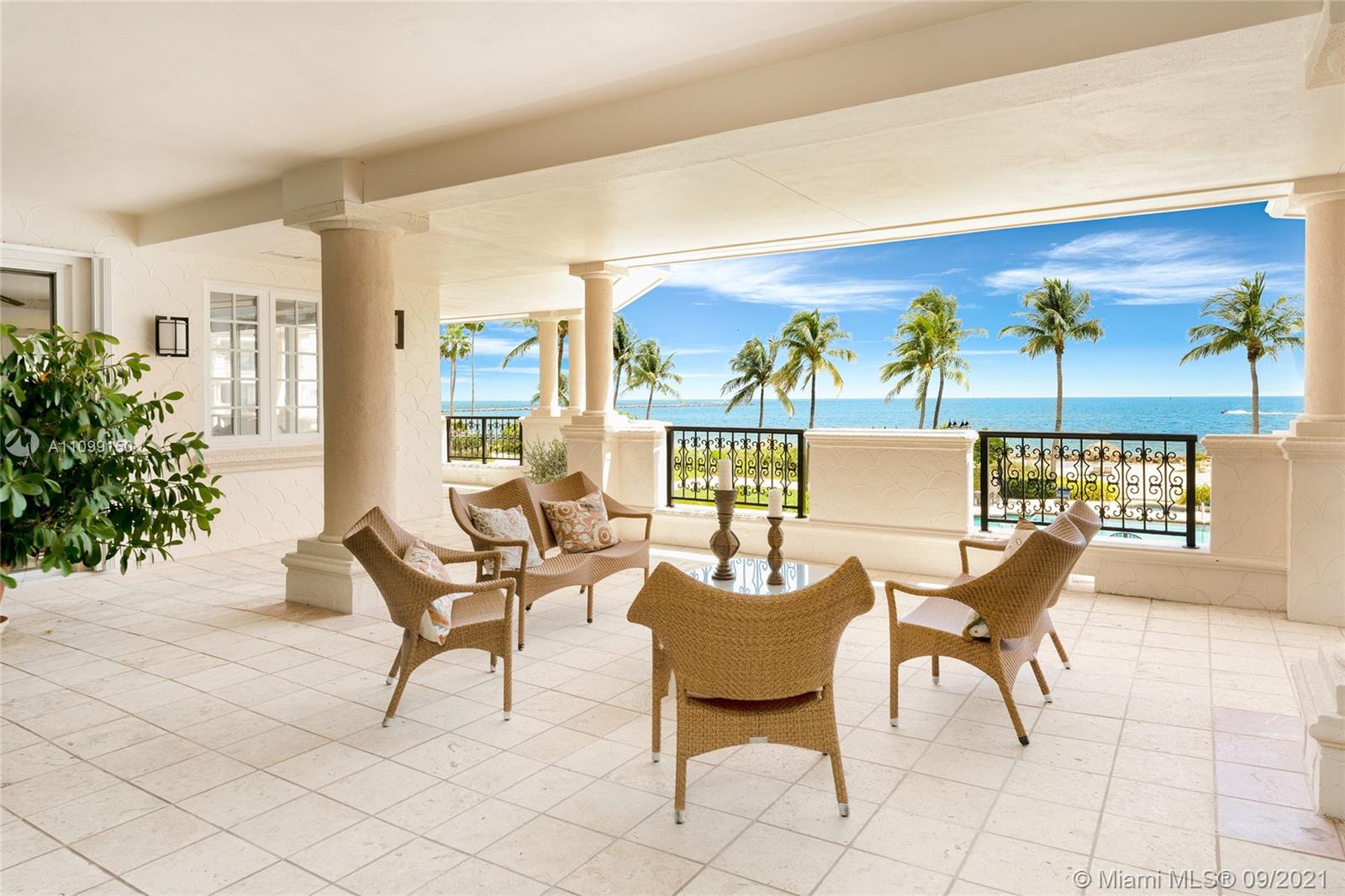 OCEANSIDE FISHER ISL COND - Residential