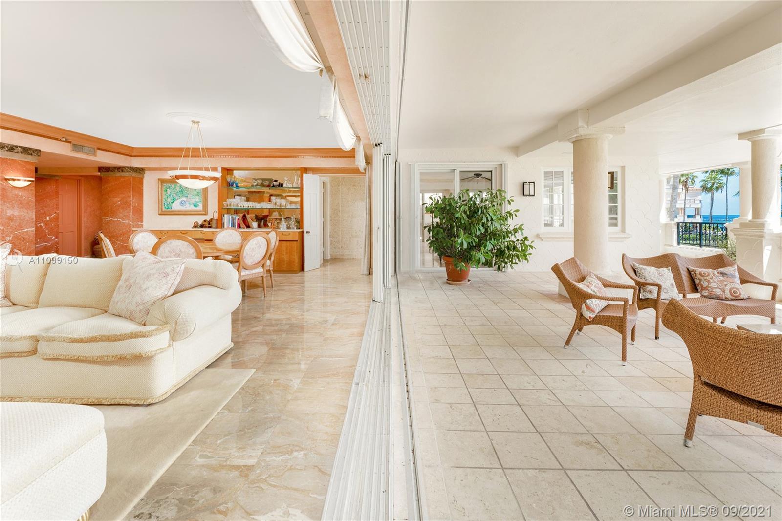 OCEANSIDE FISHER ISL COND - Residential