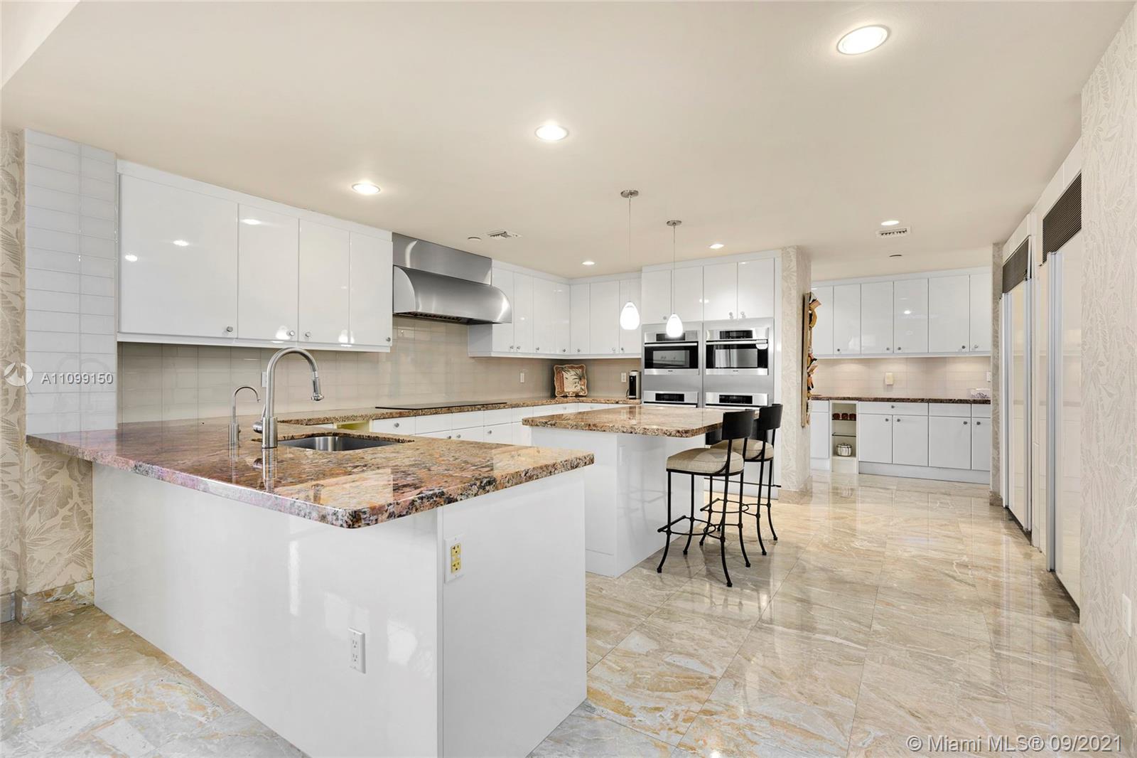 OCEANSIDE FISHER ISL COND - Residential