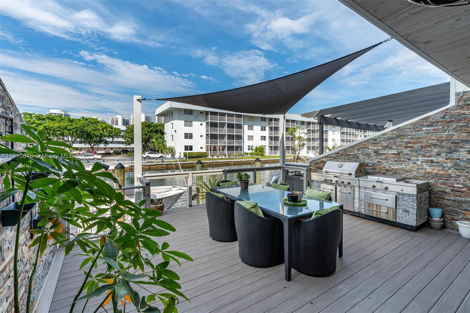 SEAGULL TOWNHOMES CONDO - Residential