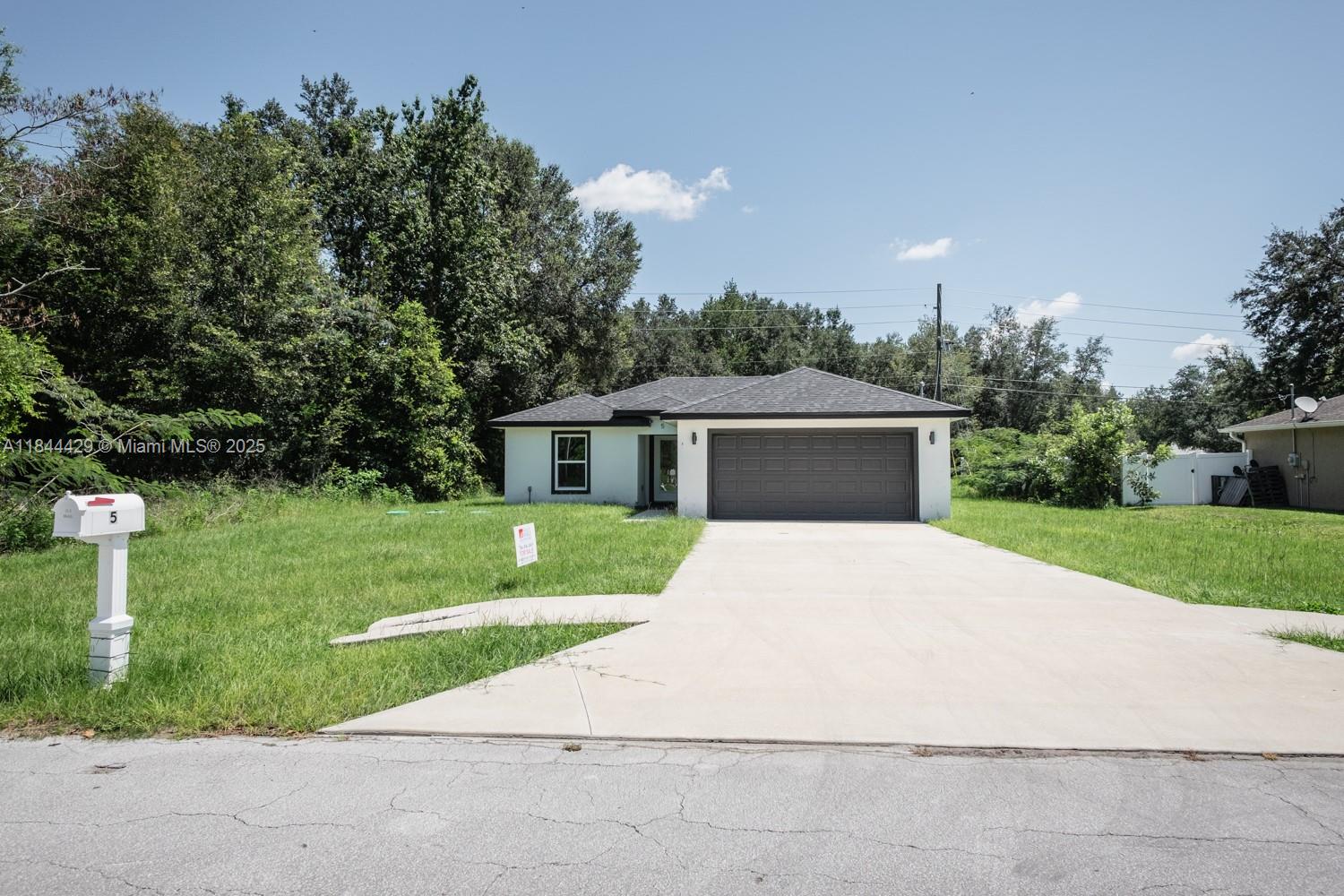SILVER SPRINGS SHORE - Residential