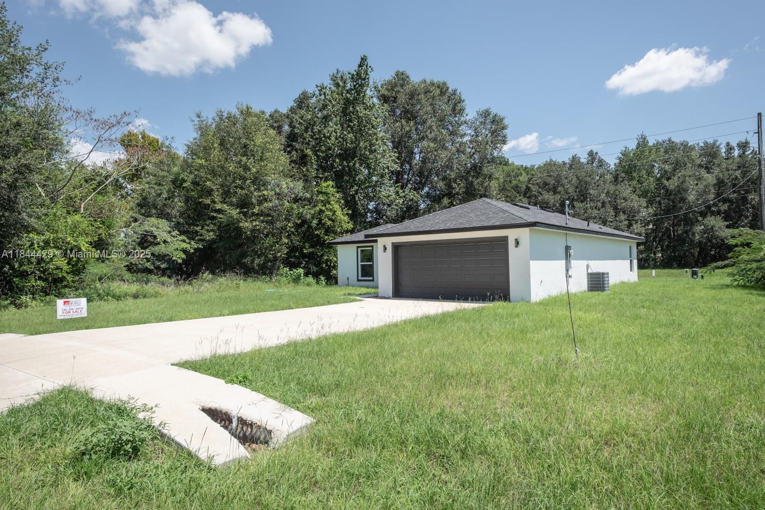 SILVER SPRINGS SHORE - Residential