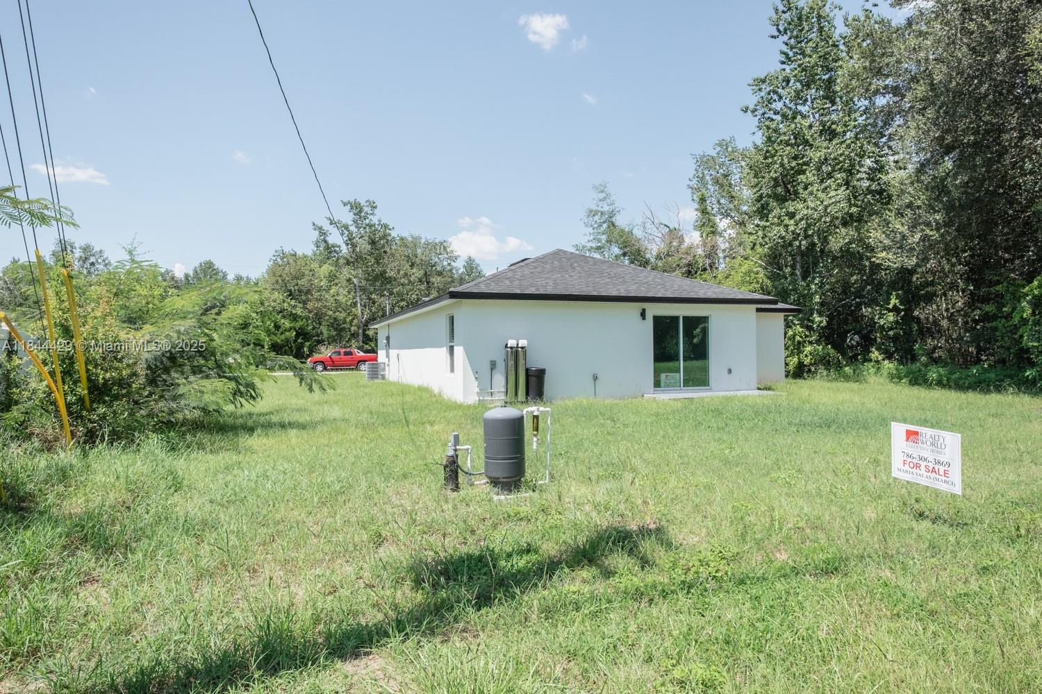 SILVER SPRINGS SHORE - Residential