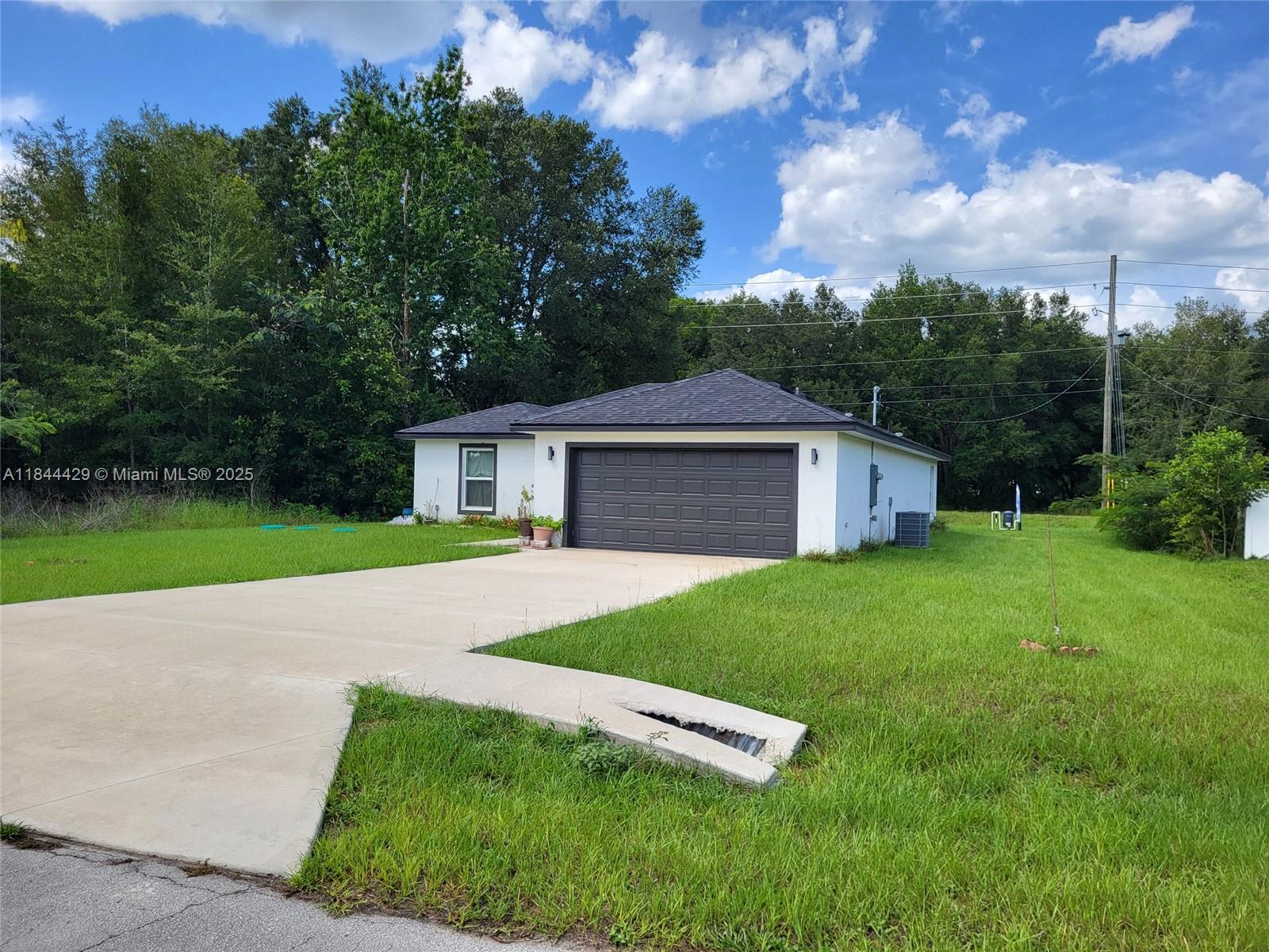 SILVER SPRINGS SHORE - Residential