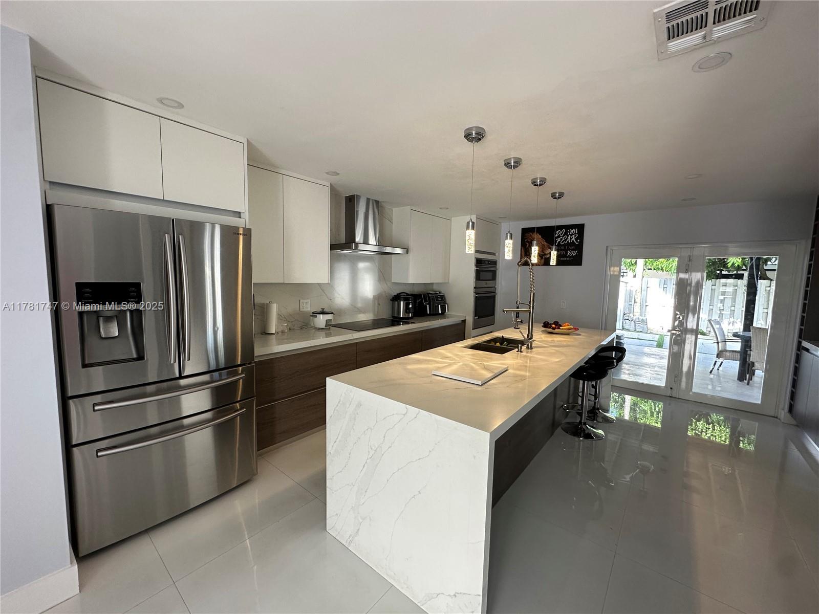 5581 NW 184th Ter