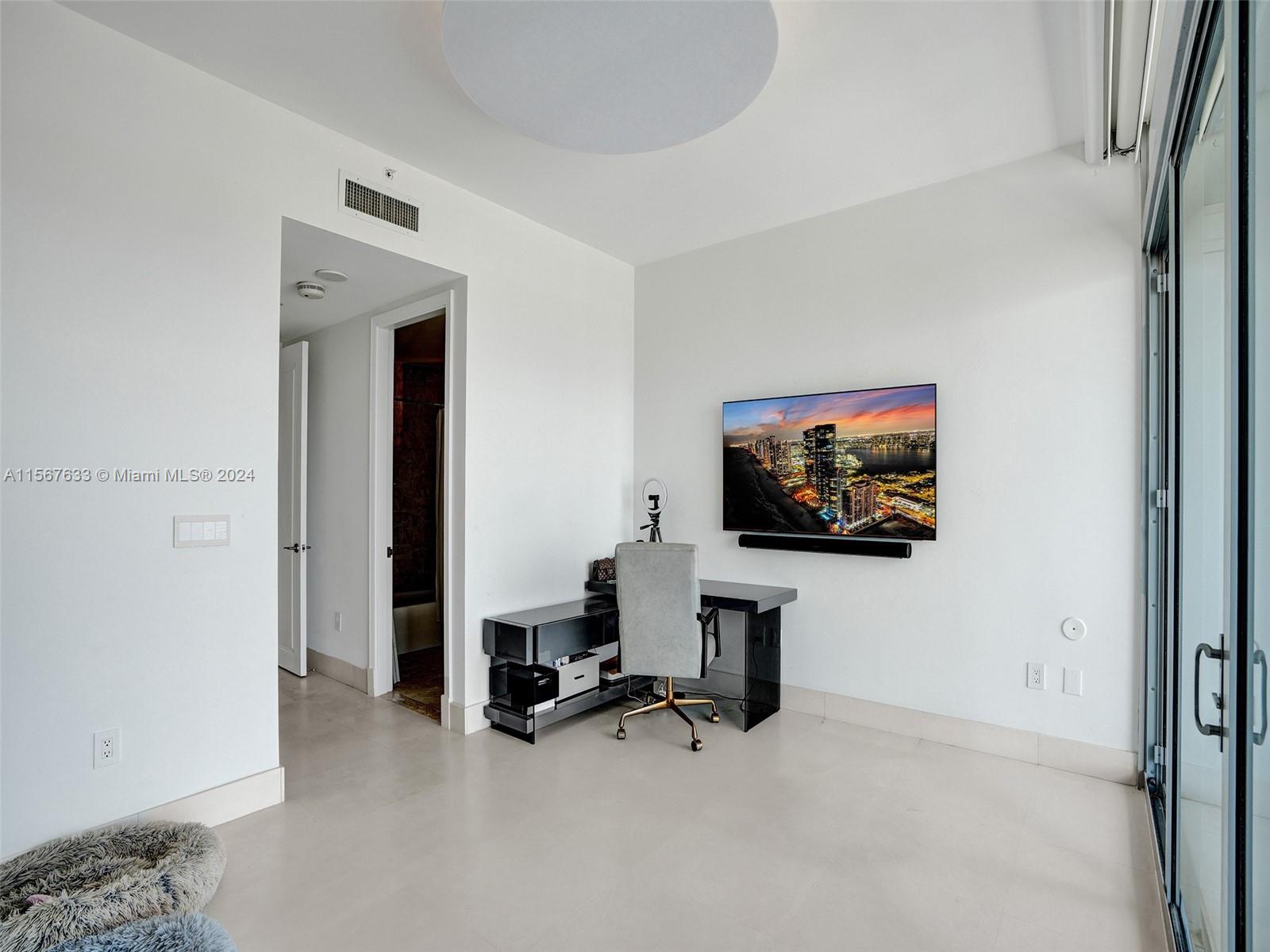 MILLENNIUM TOWER RESIDENC - Residential