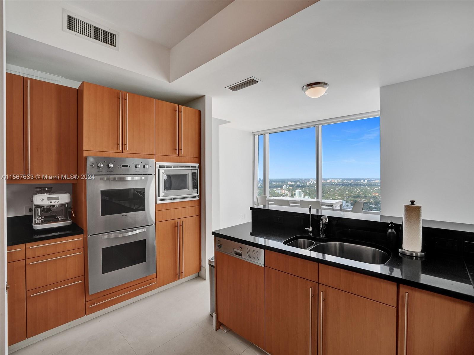 MILLENNIUM TOWER RESIDENC - Residential