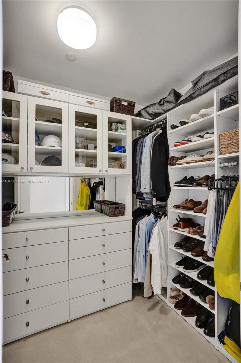 MILLENNIUM TOWER RESIDENC - Residential