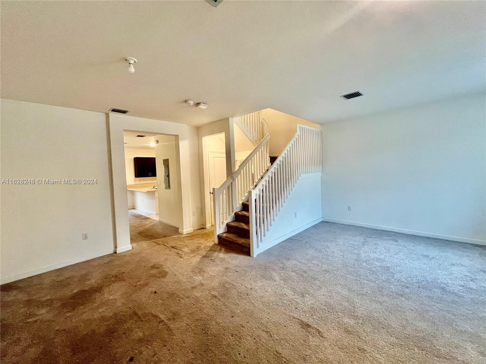 VIA VENTURA NEIGHBORHOOD - Residential Lease