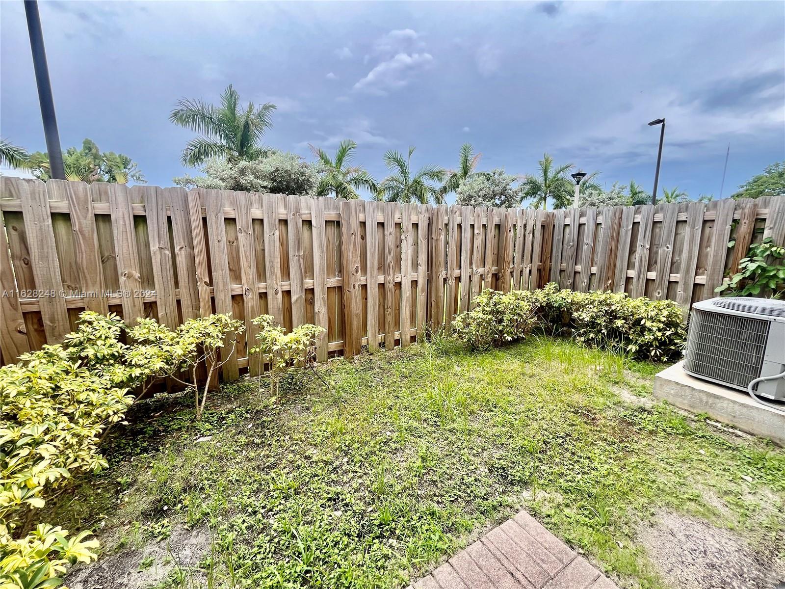 VIA VENTURA NEIGHBORHOOD - Residential Lease