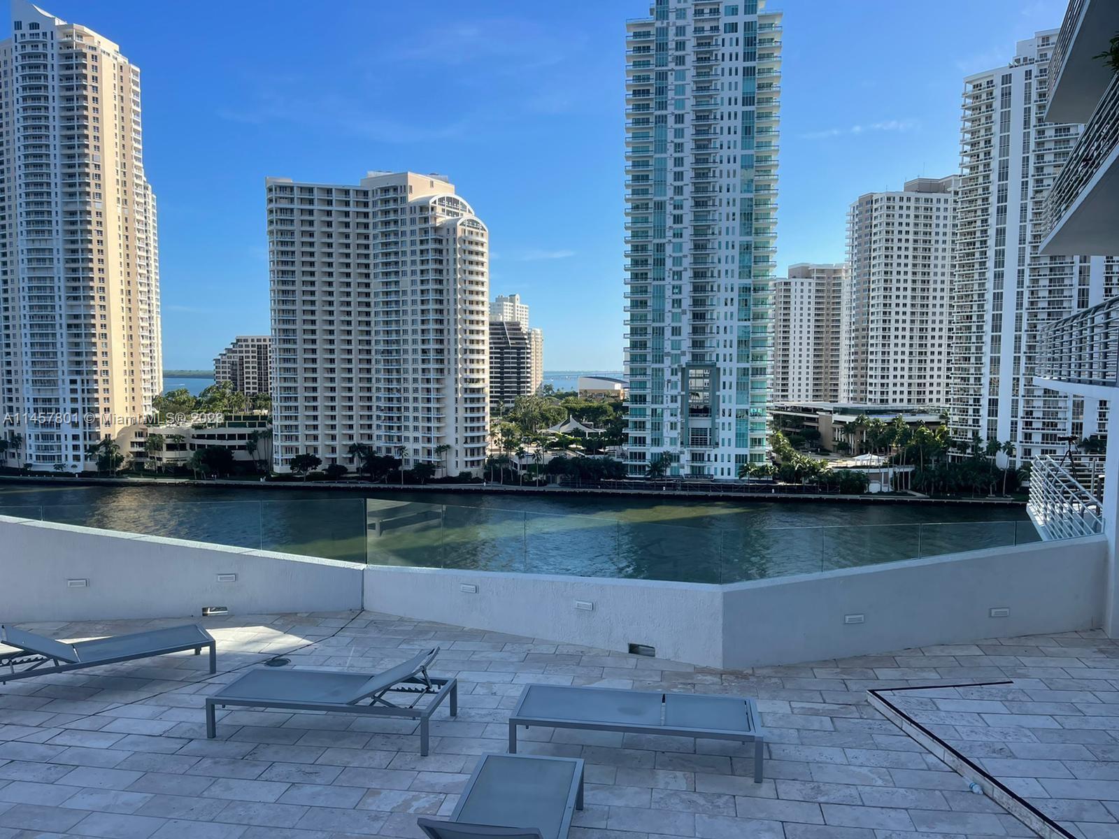Rental Property at 325 S Biscayne Blvd 3716, Miami, Broward County, Florida - Bedrooms: 1 
Bathrooms: 1  - $3,200 MO.