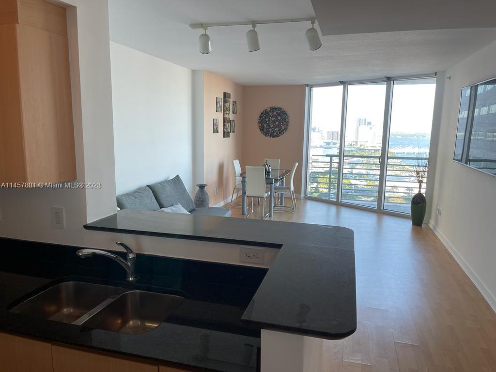 325 S Biscayne Blvd 3716