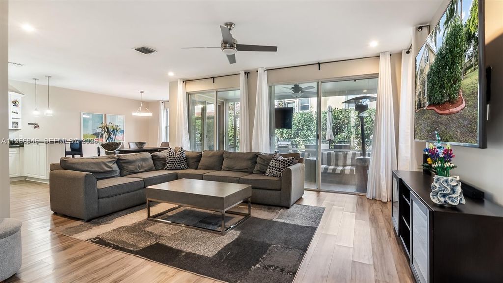 Photo of 4716 NW 114th Dr, Coral Springs, FL 33076 (MLS # A11966046)