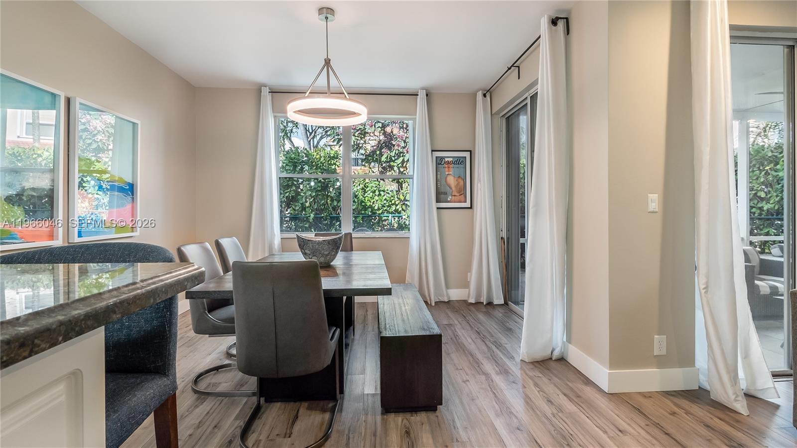 KENSINGTON - Residential