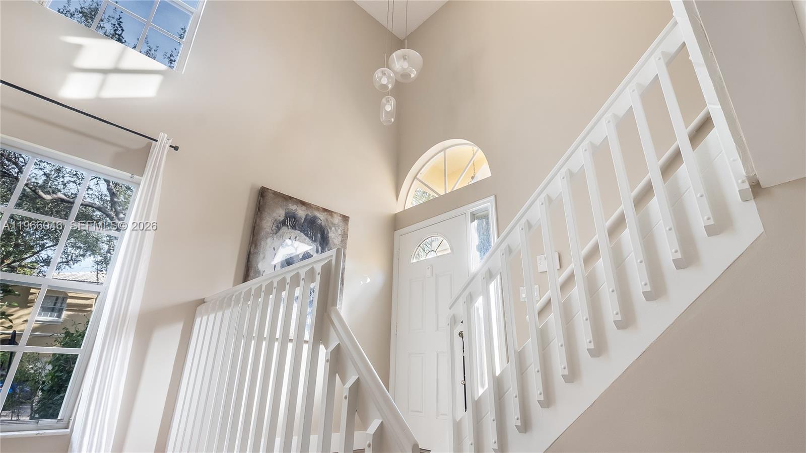 KENSINGTON - Residential