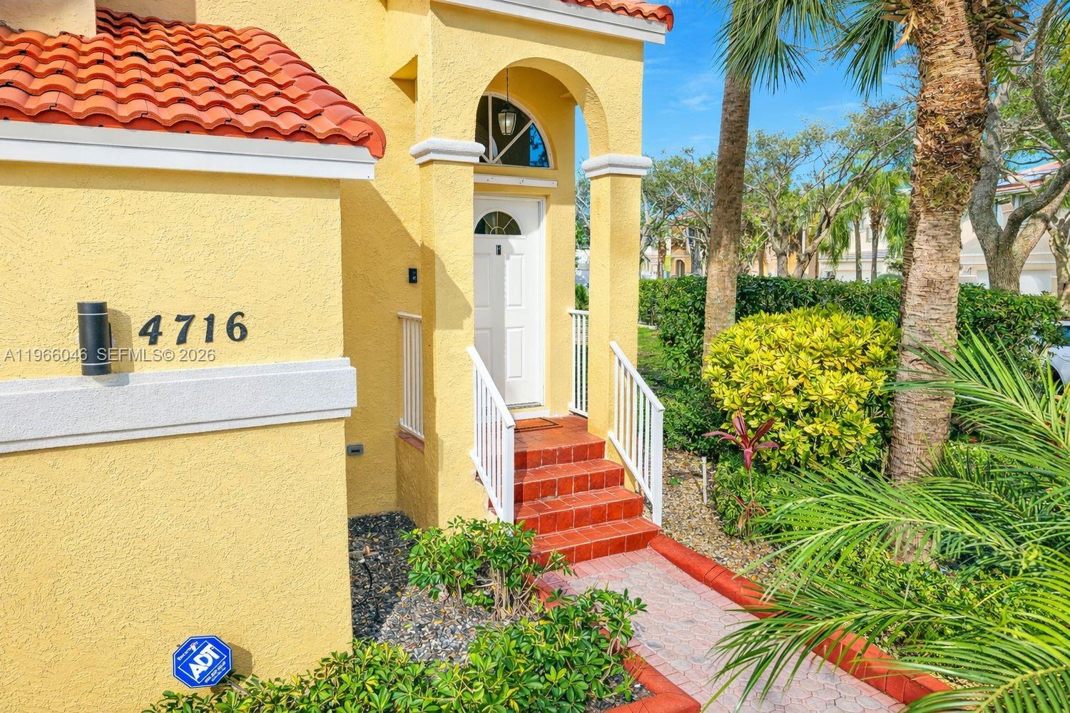 4716 NW 114th Dr