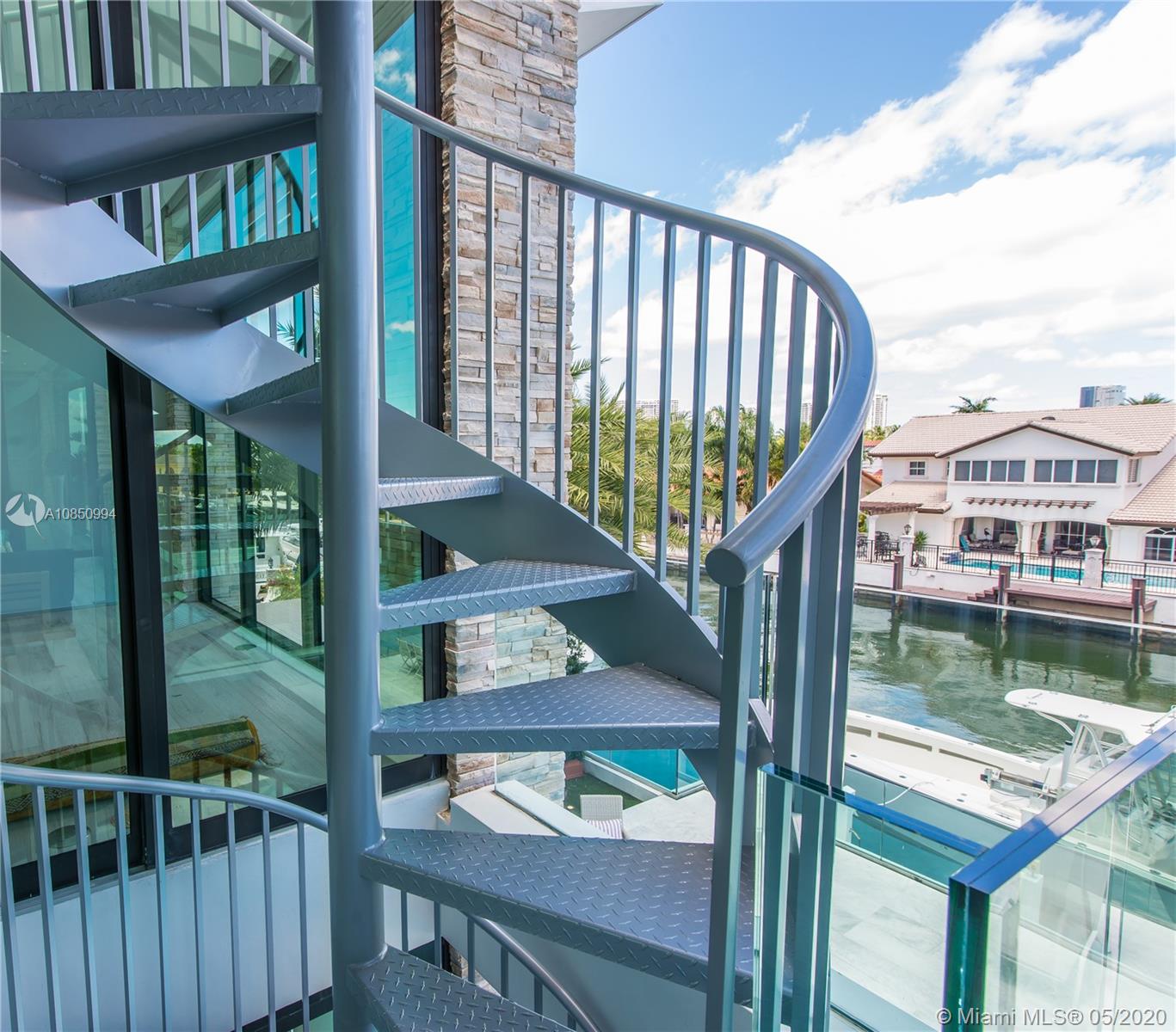 EASTERN SHORES - Residential