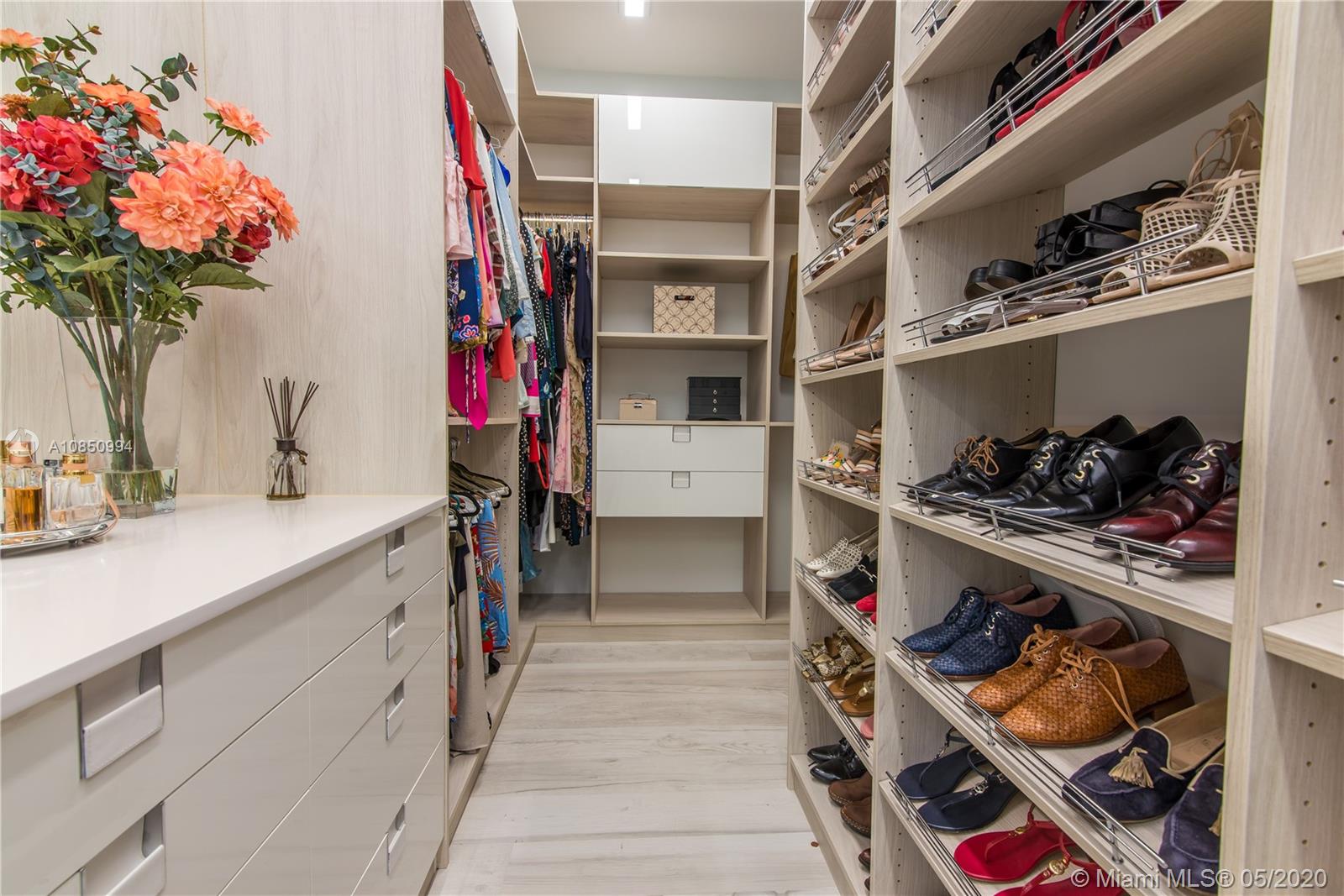 EASTERN SHORES - Residential