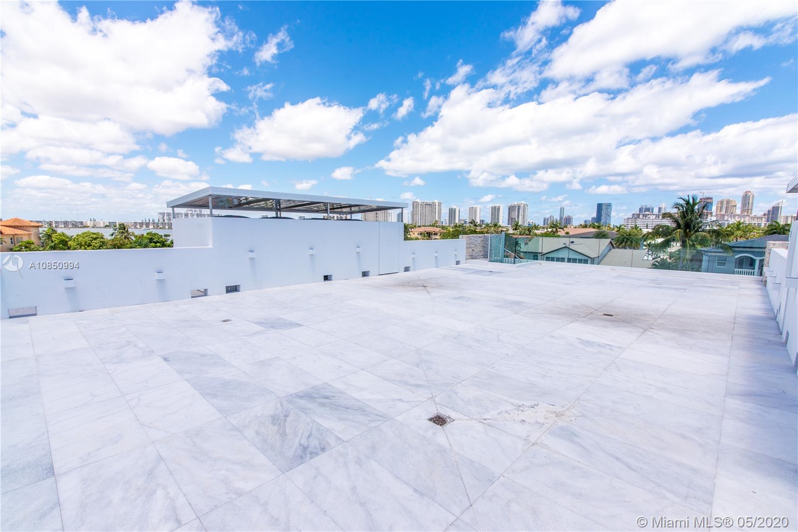 EASTERN SHORES - Residential