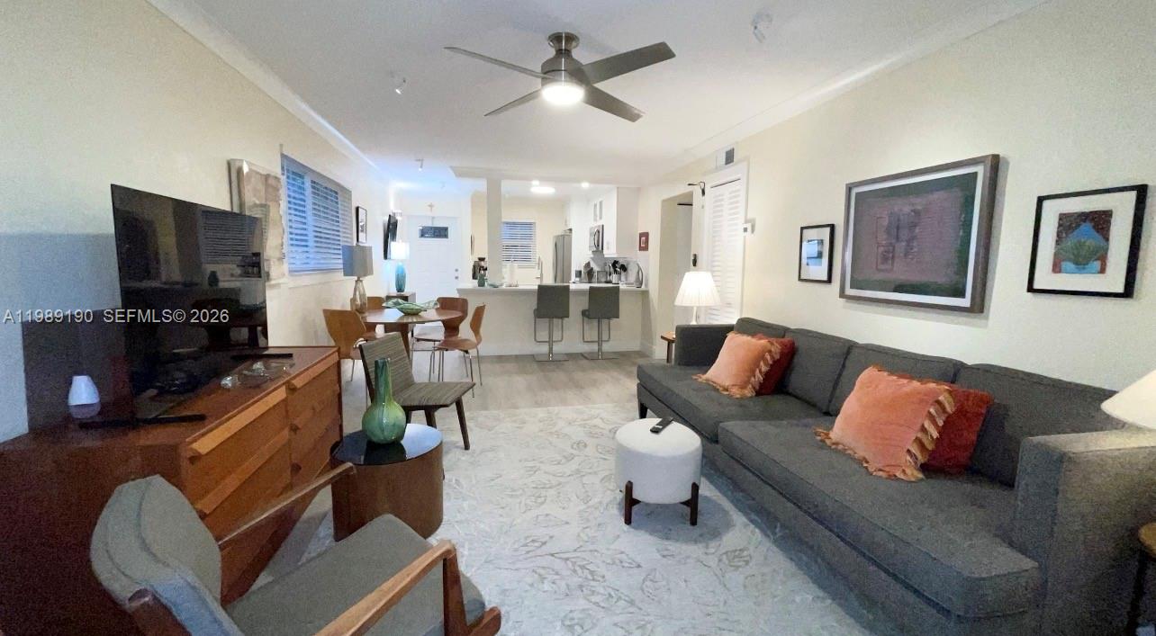 CHATEAU CONDO - Residential Lease