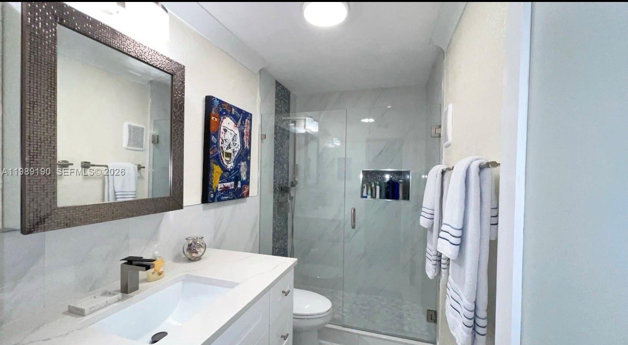 CHATEAU CONDO - Residential Lease