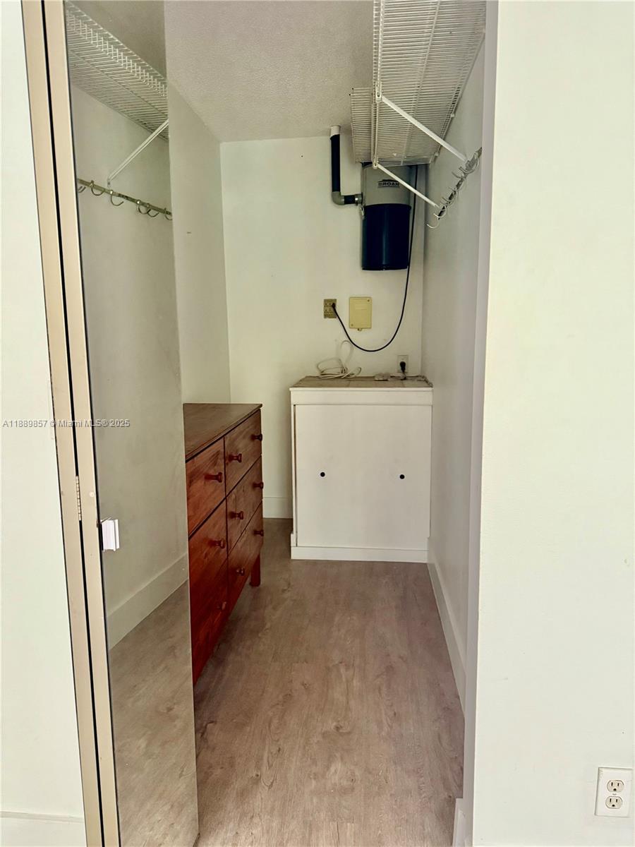NEW HAMPTON AT CENTURY VI - Residential Lease