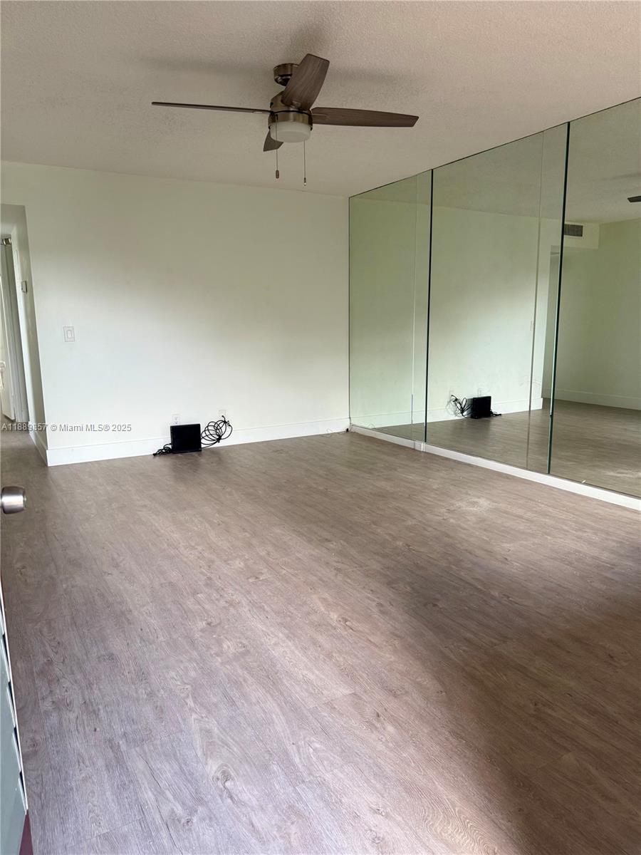 NEW HAMPTON AT CENTURY VI - Residential Lease