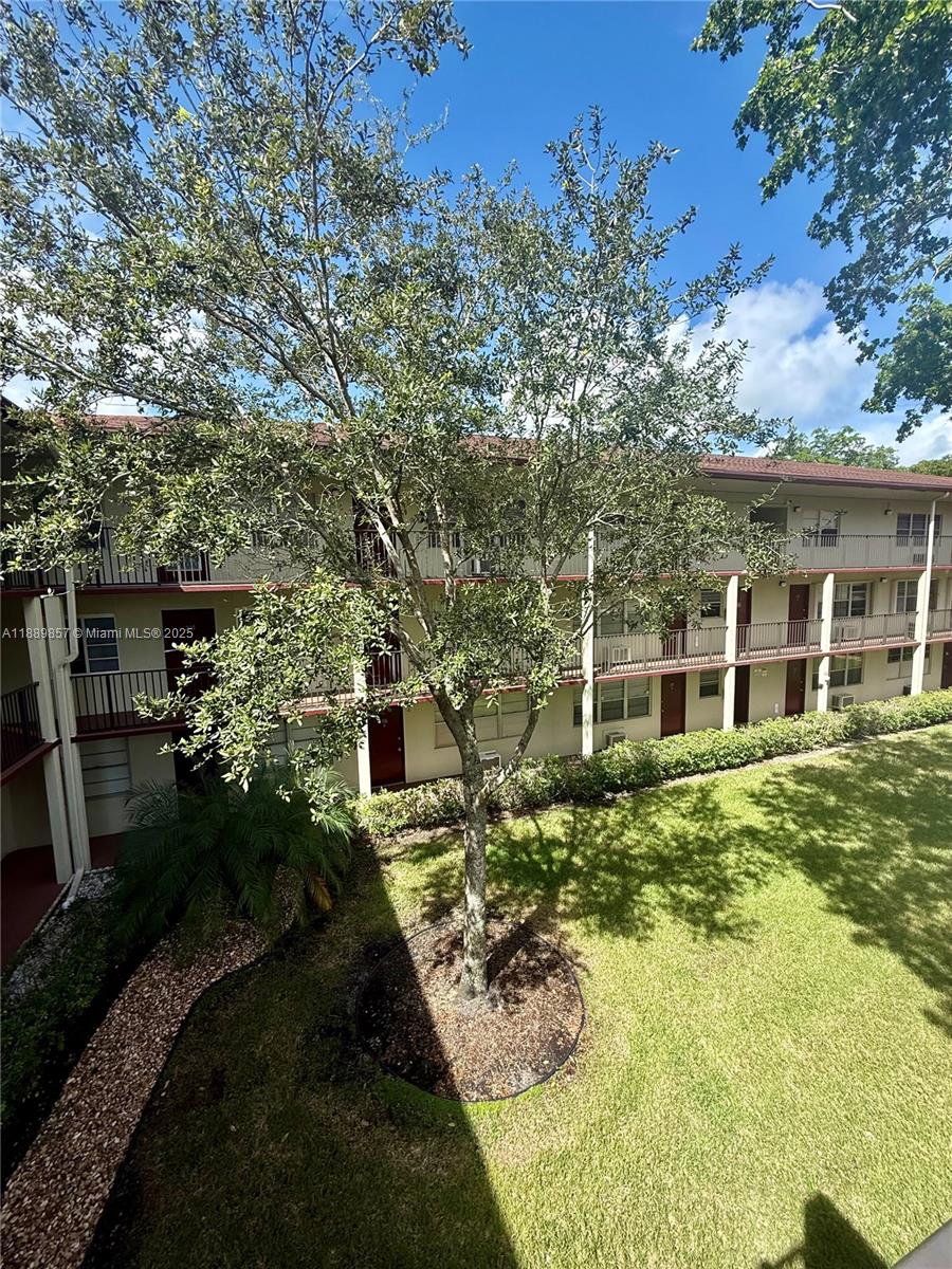 NEW HAMPTON AT CENTURY VI - Residential Lease