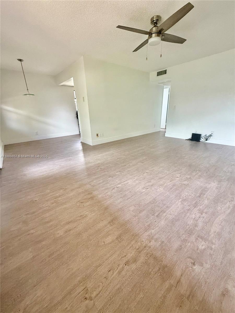 NEW HAMPTON AT CENTURY VI - Residential Lease