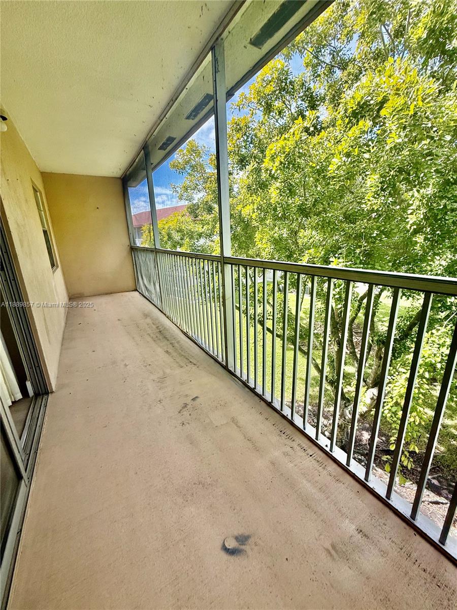 NEW HAMPTON AT CENTURY VI - Residential Lease