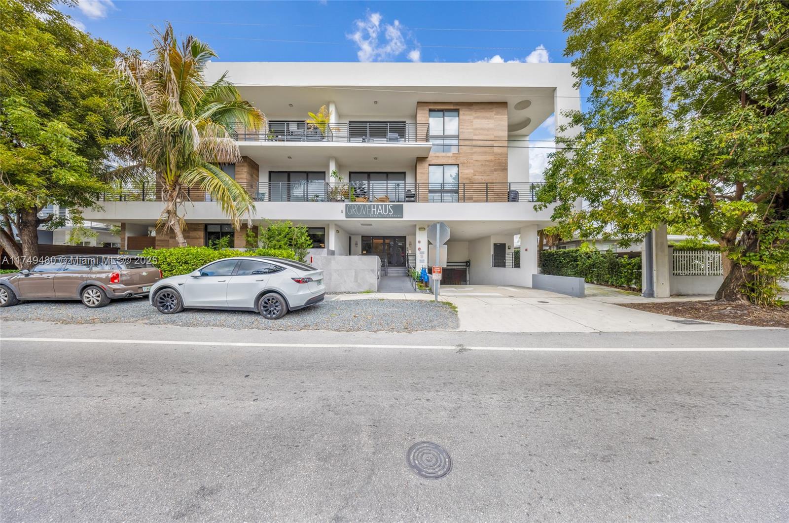 Rental Property at Address Not Disclosed, Miami, Broward County, Florida - Bedrooms: 2 
Bathrooms: 3  - $5,850 MO.