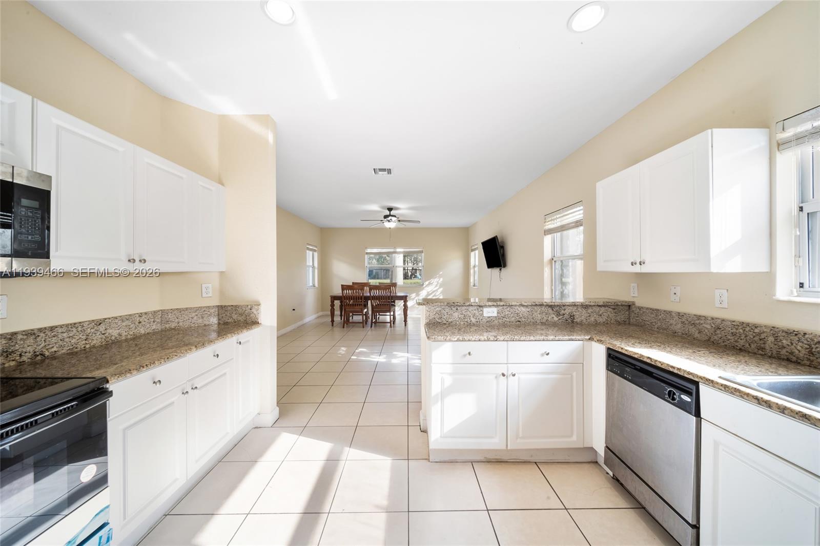 BALI AT OASIS - Residential Lease