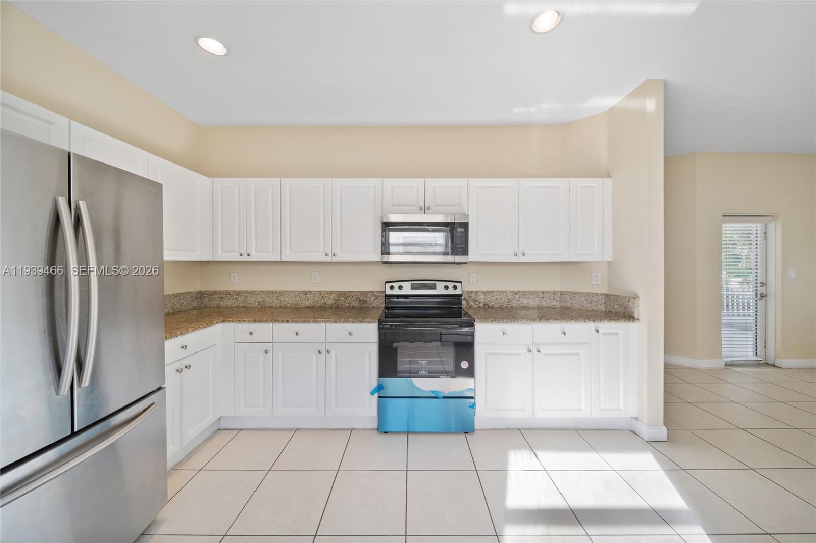 BALI AT OASIS - Residential Lease