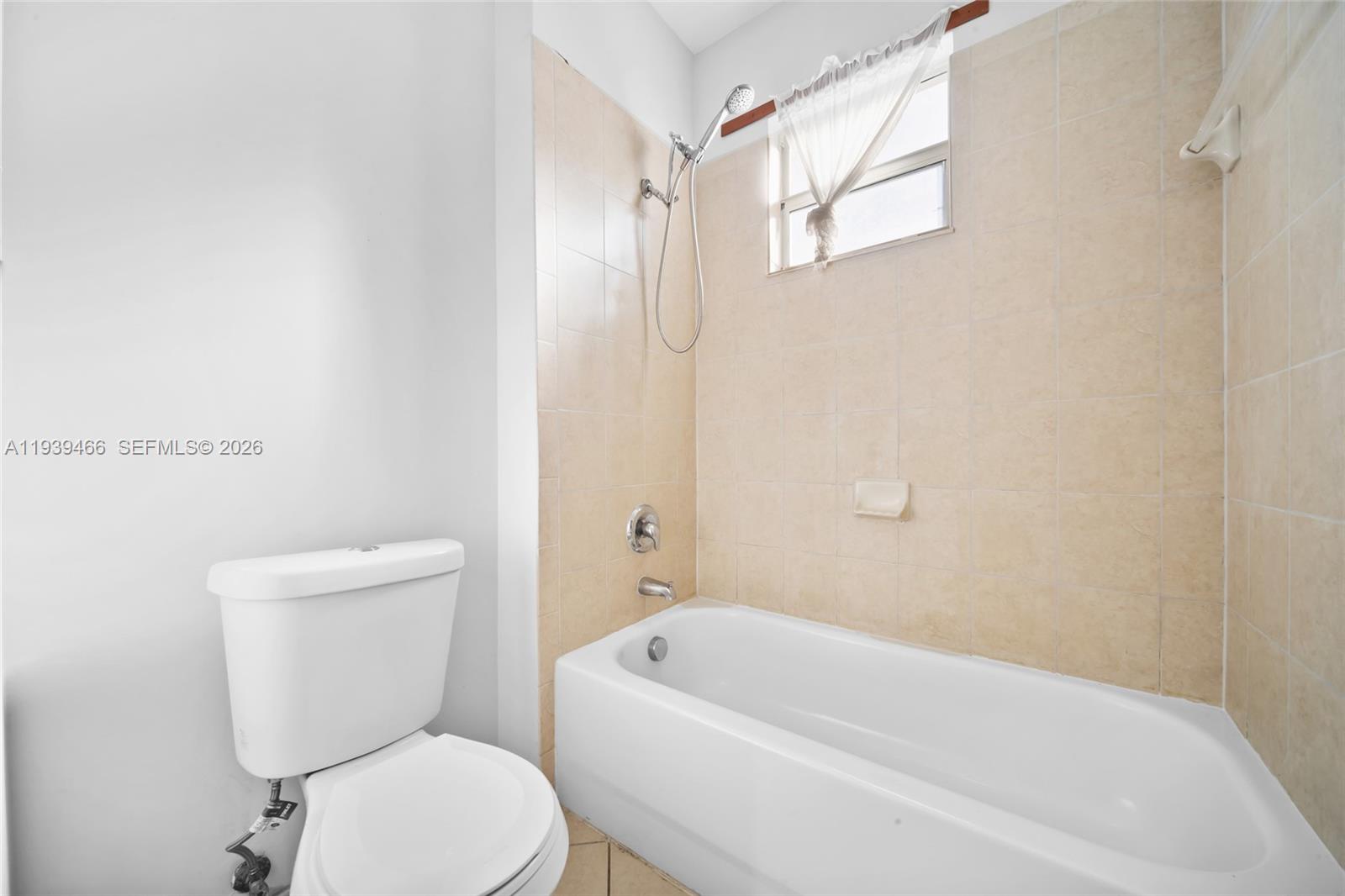 BALI AT OASIS - Residential Lease